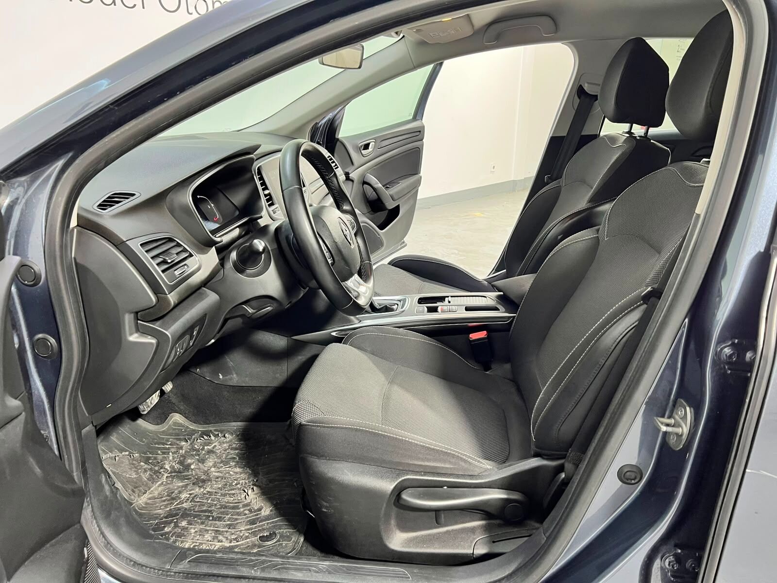 2023 Renault Megane