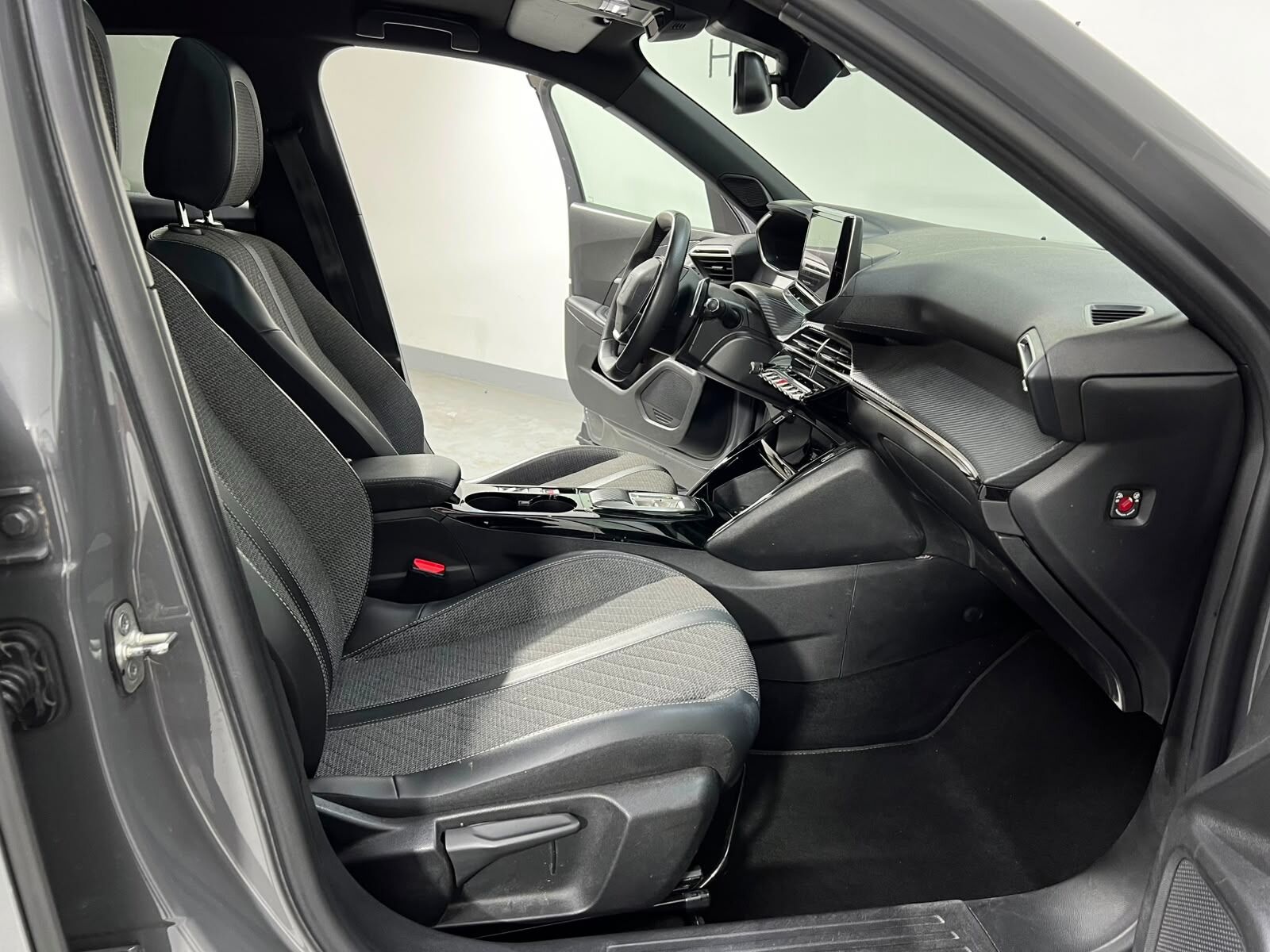 2023 Peugeot 2008