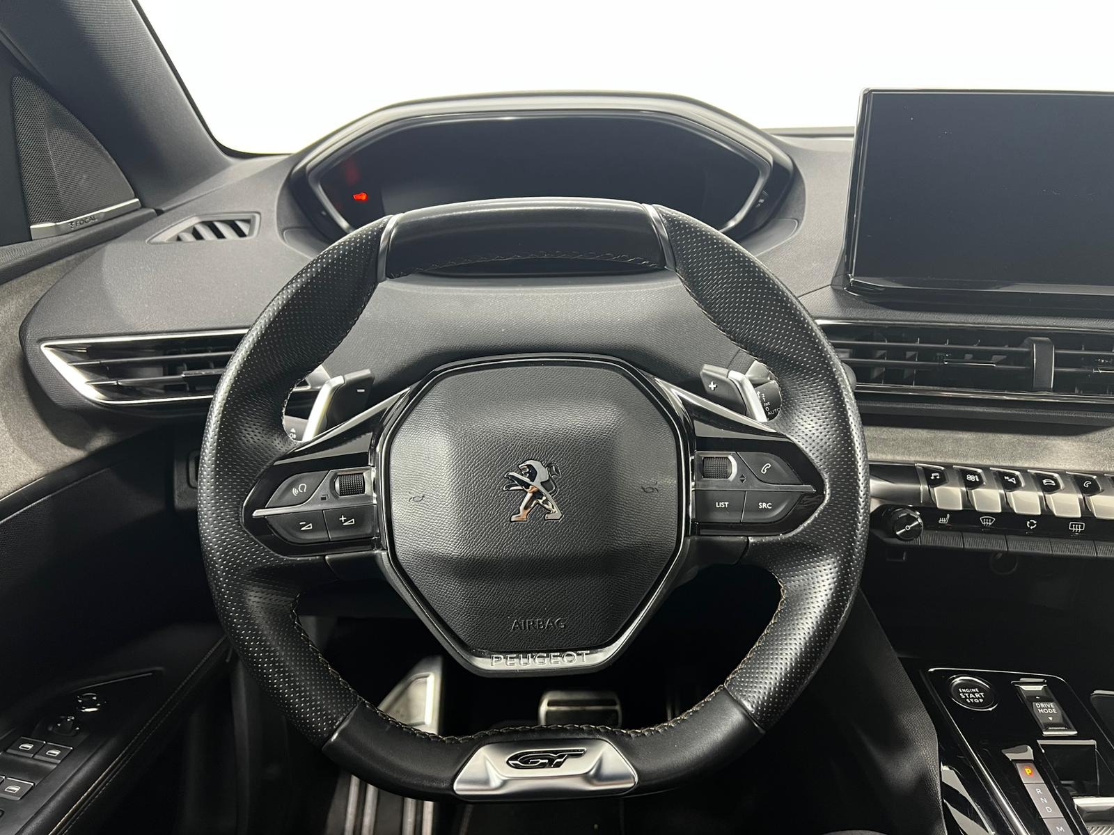 2023 Peugeot 5008