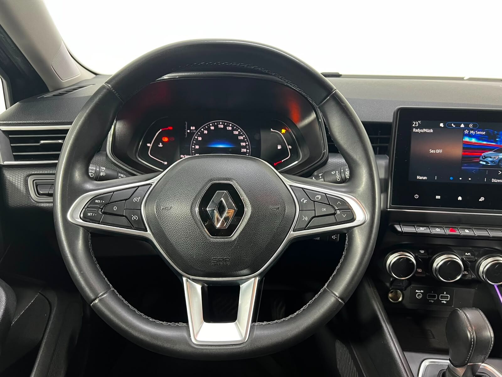 2023 Renault Clio