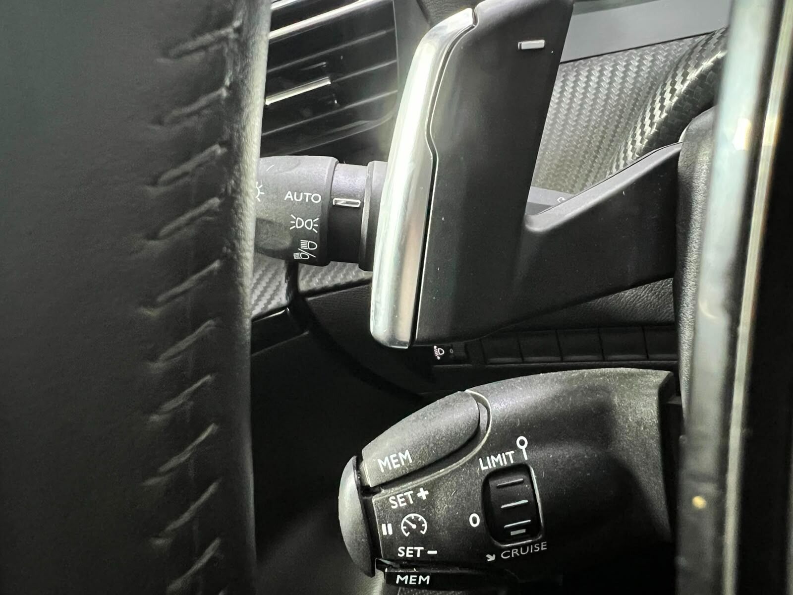2023 Peugeot 2008