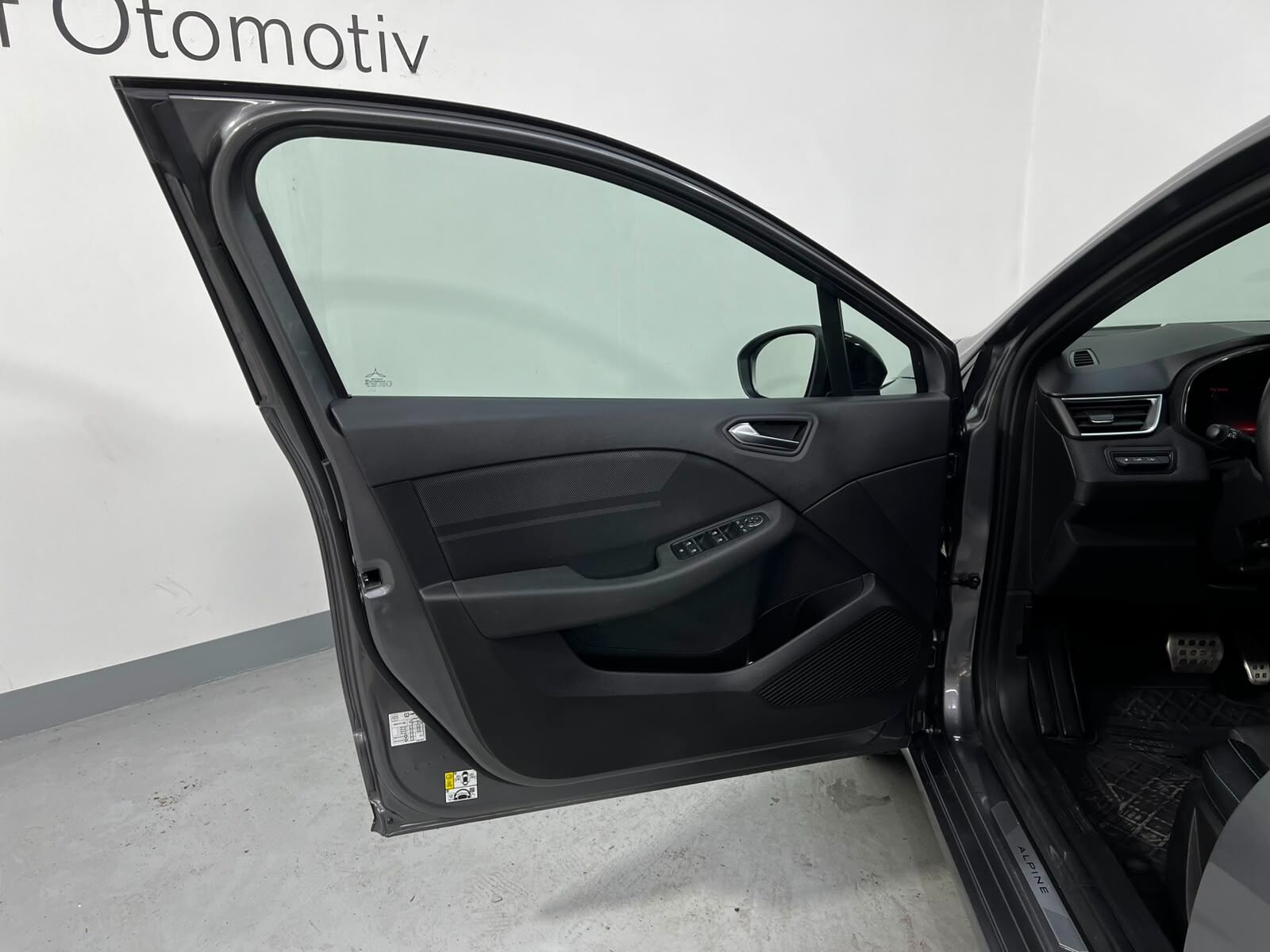2023 Renault Clio