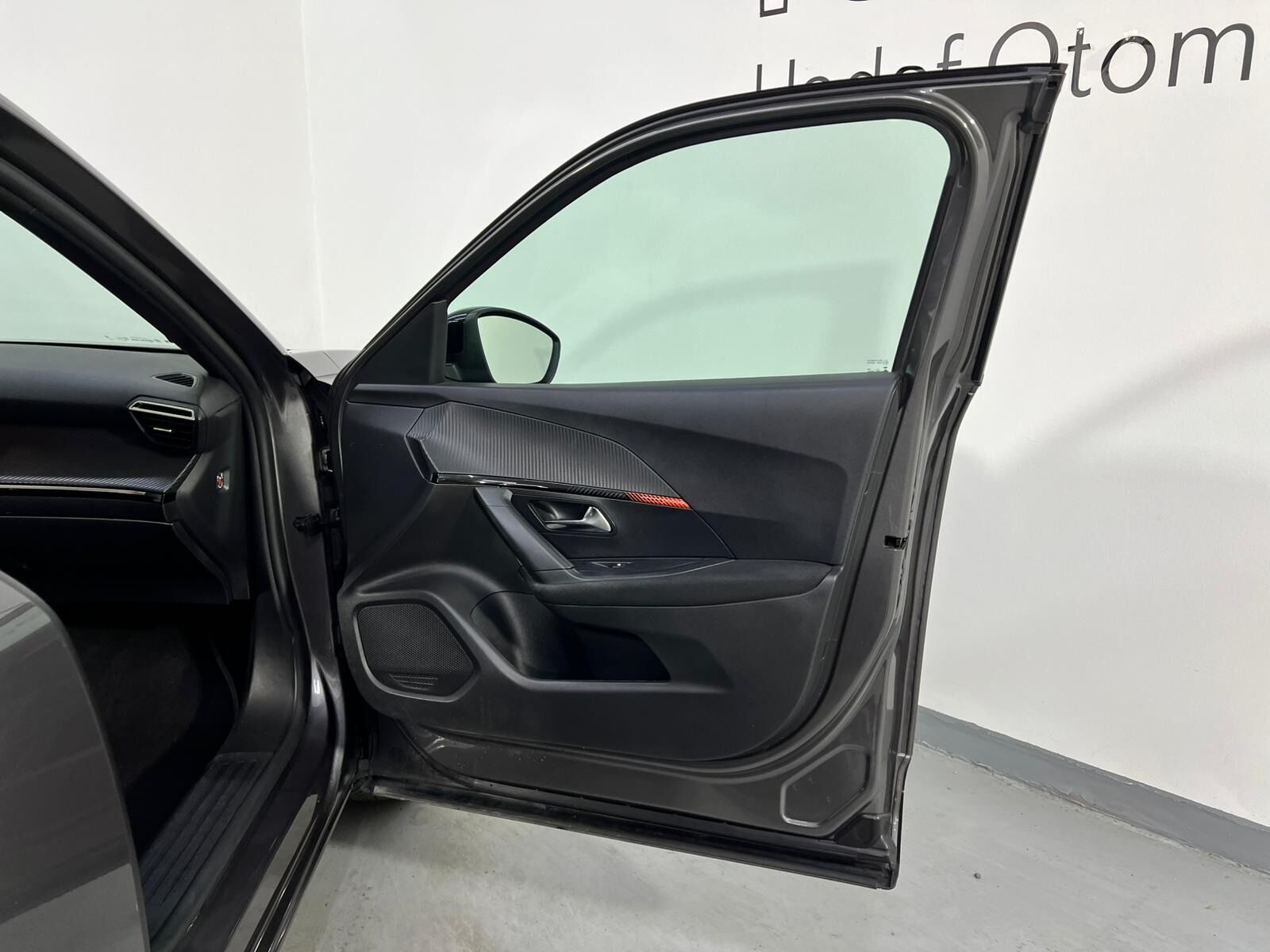 2023 Peugeot 2008