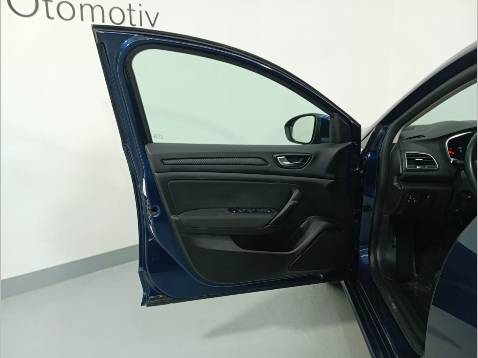 2023 Renault Megane