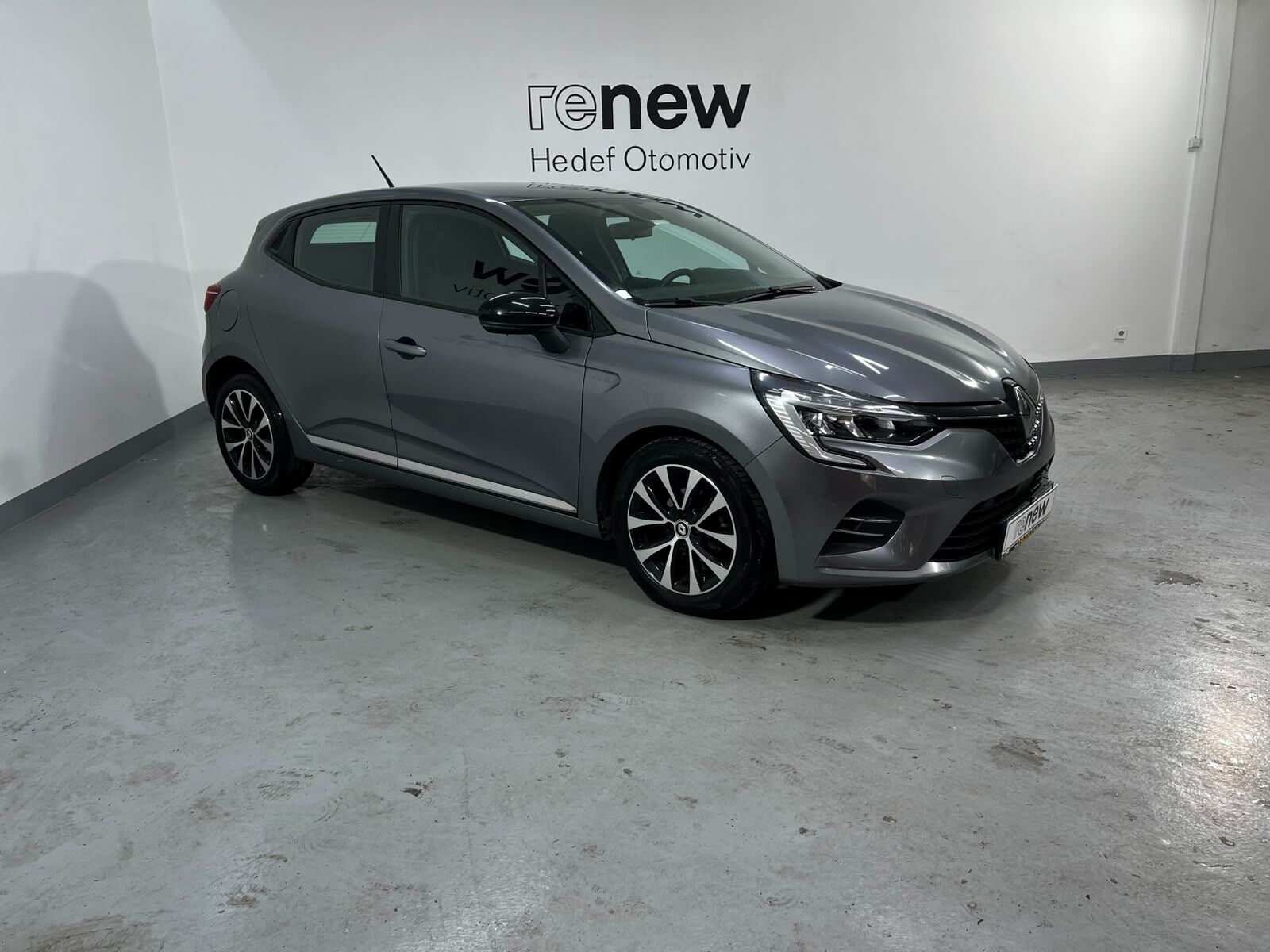 2023 Renault Clio