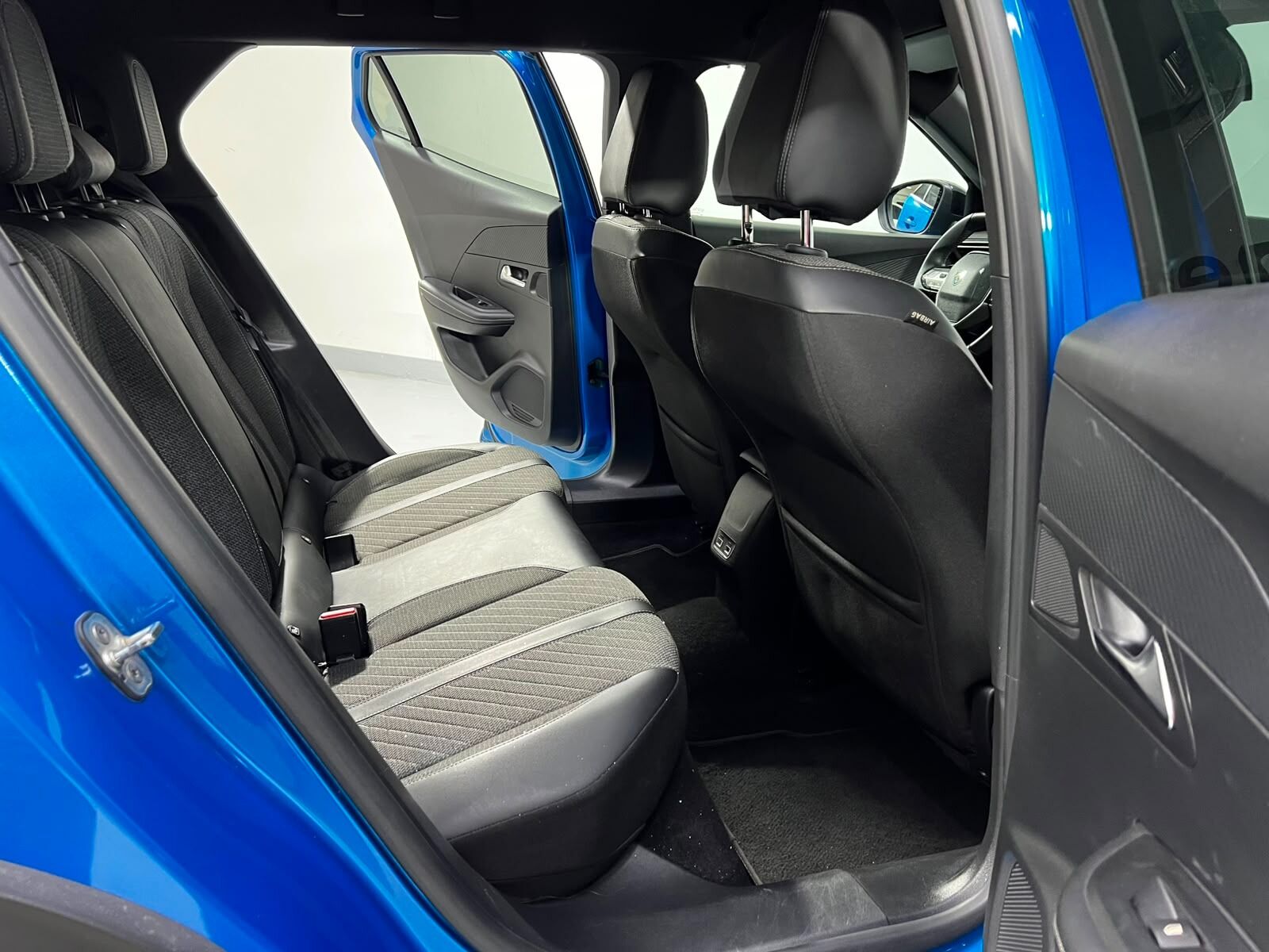2023 Peugeot 2008