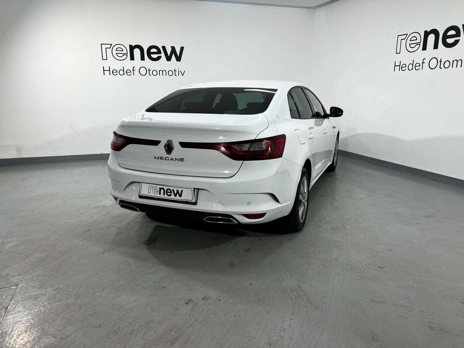 2022 Renault Megane