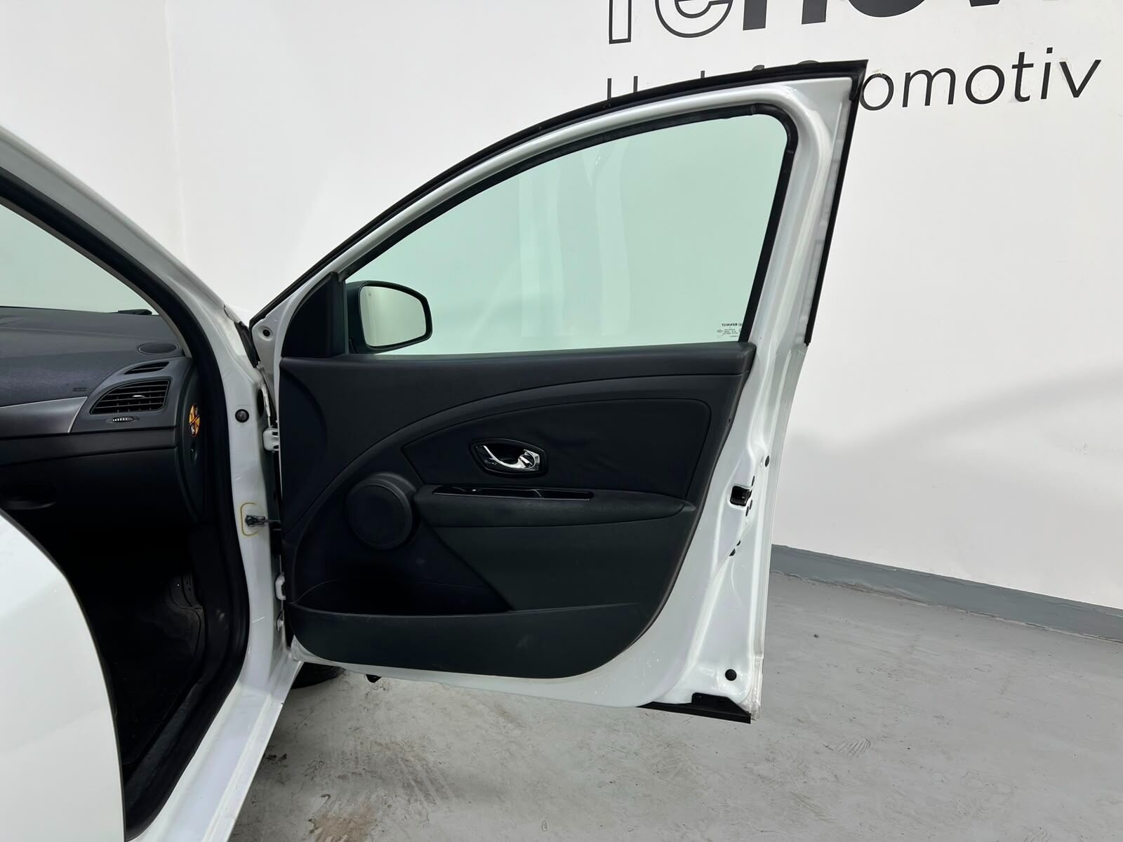 2015 Renault Megane
