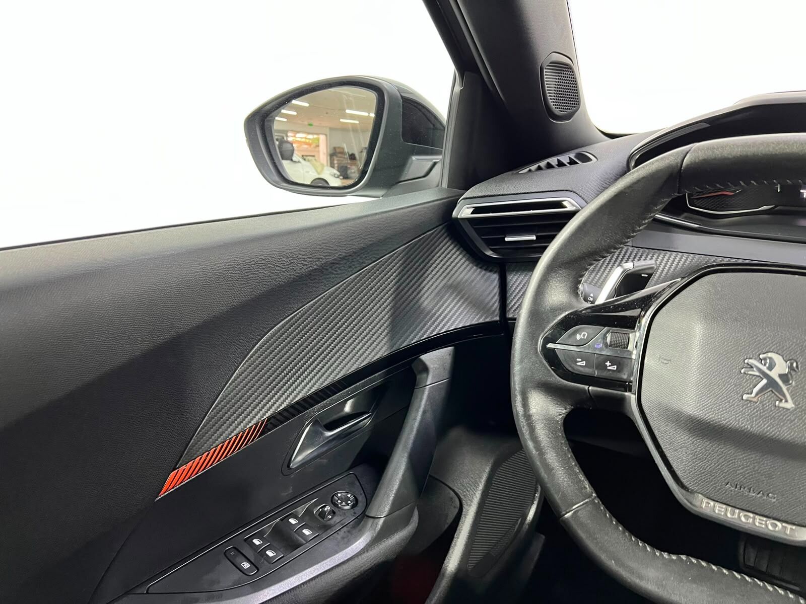 2023 Peugeot 2008