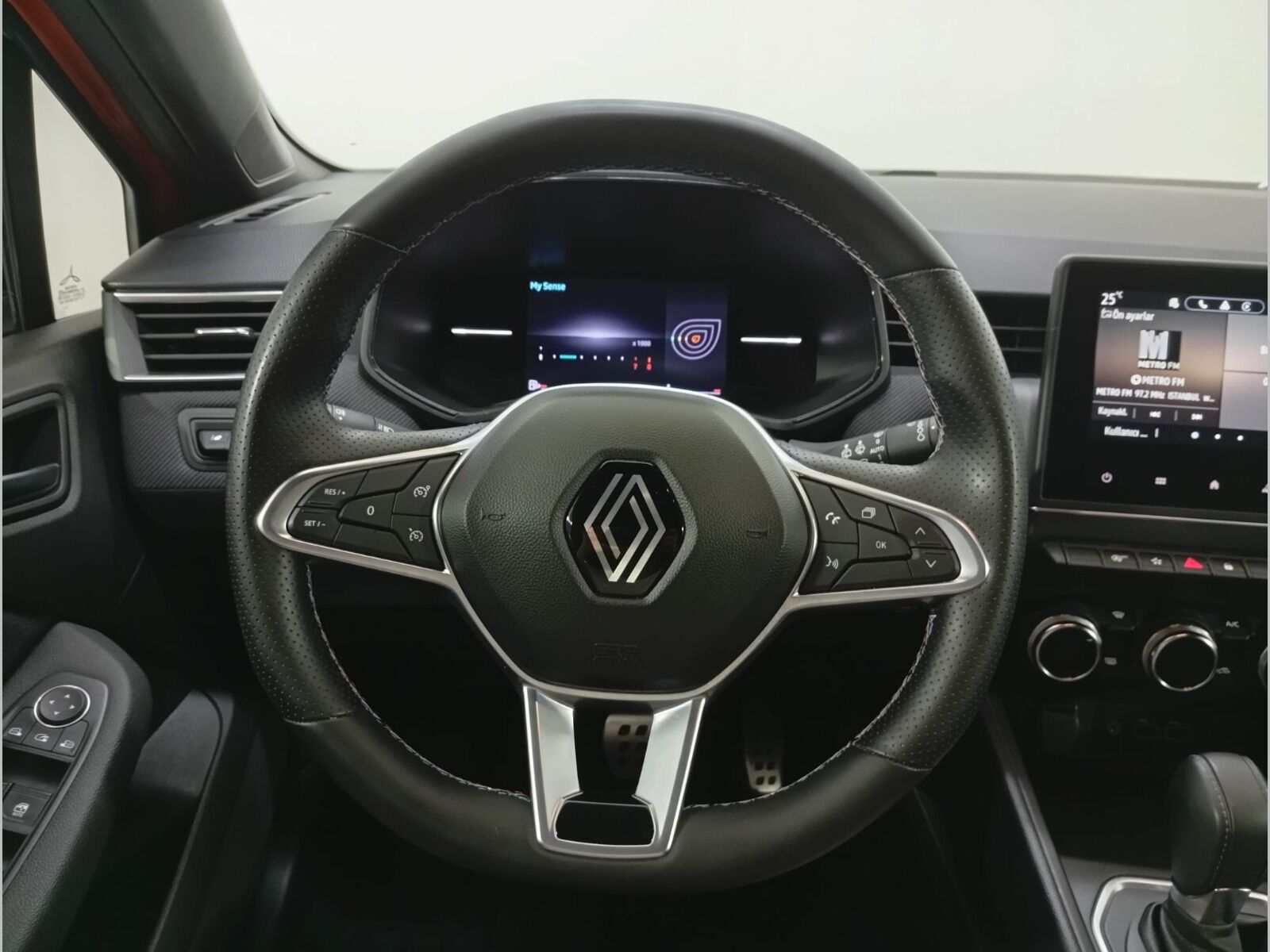 2023 Renault Clio