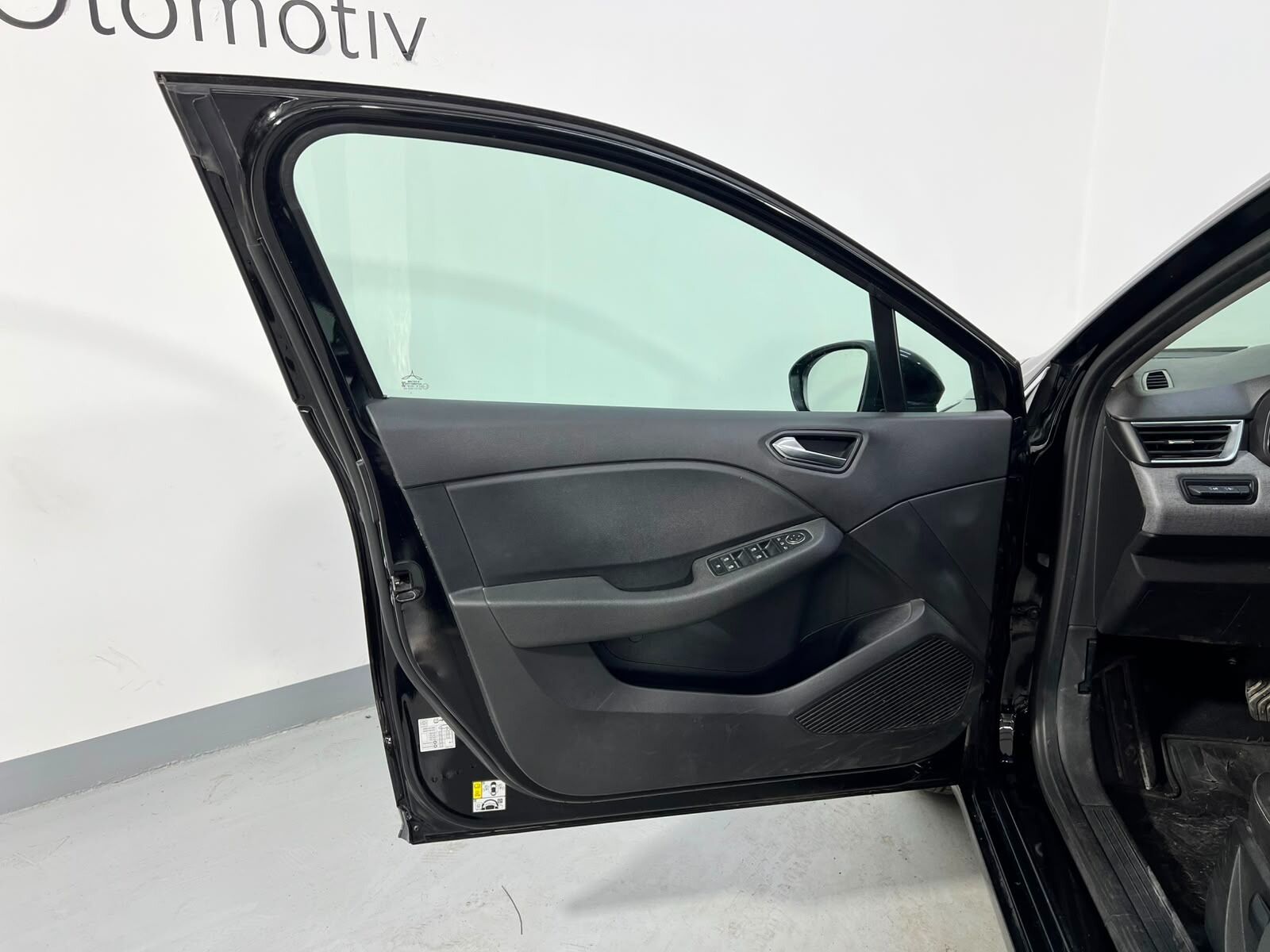 2023 Renault Clio