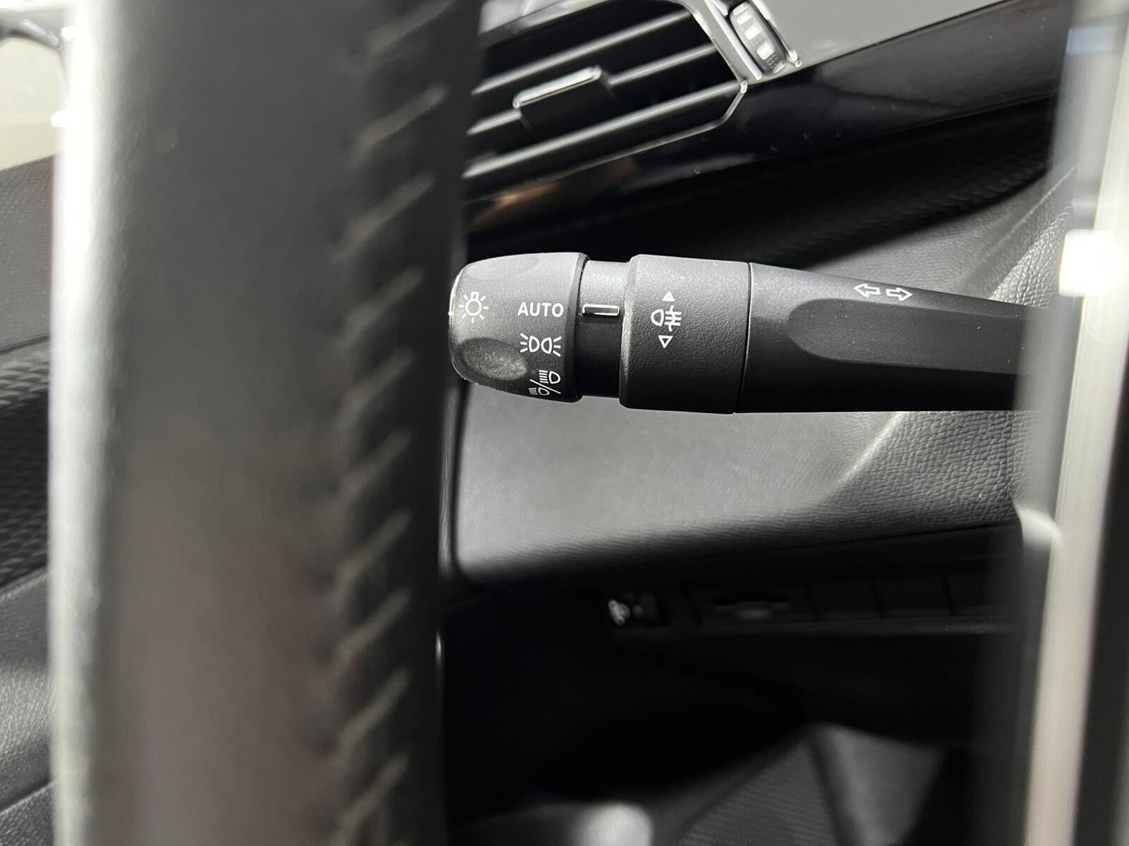 2023 Peugeot 308