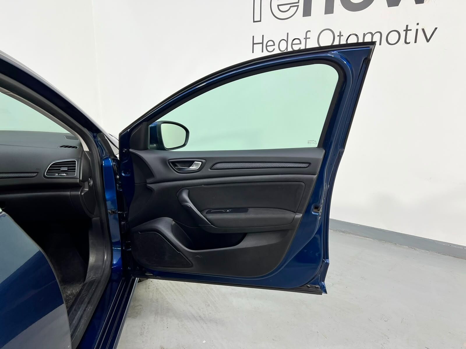 2023 Renault Megane