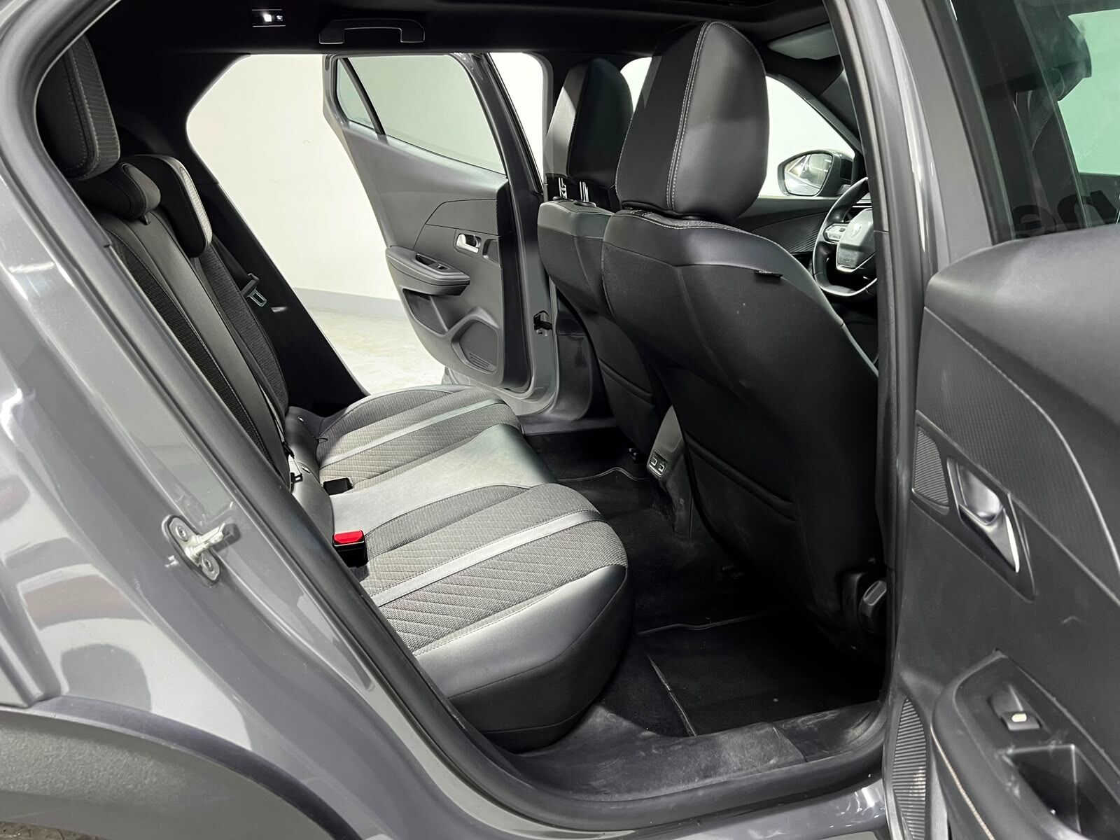 2023 Peugeot 2008
