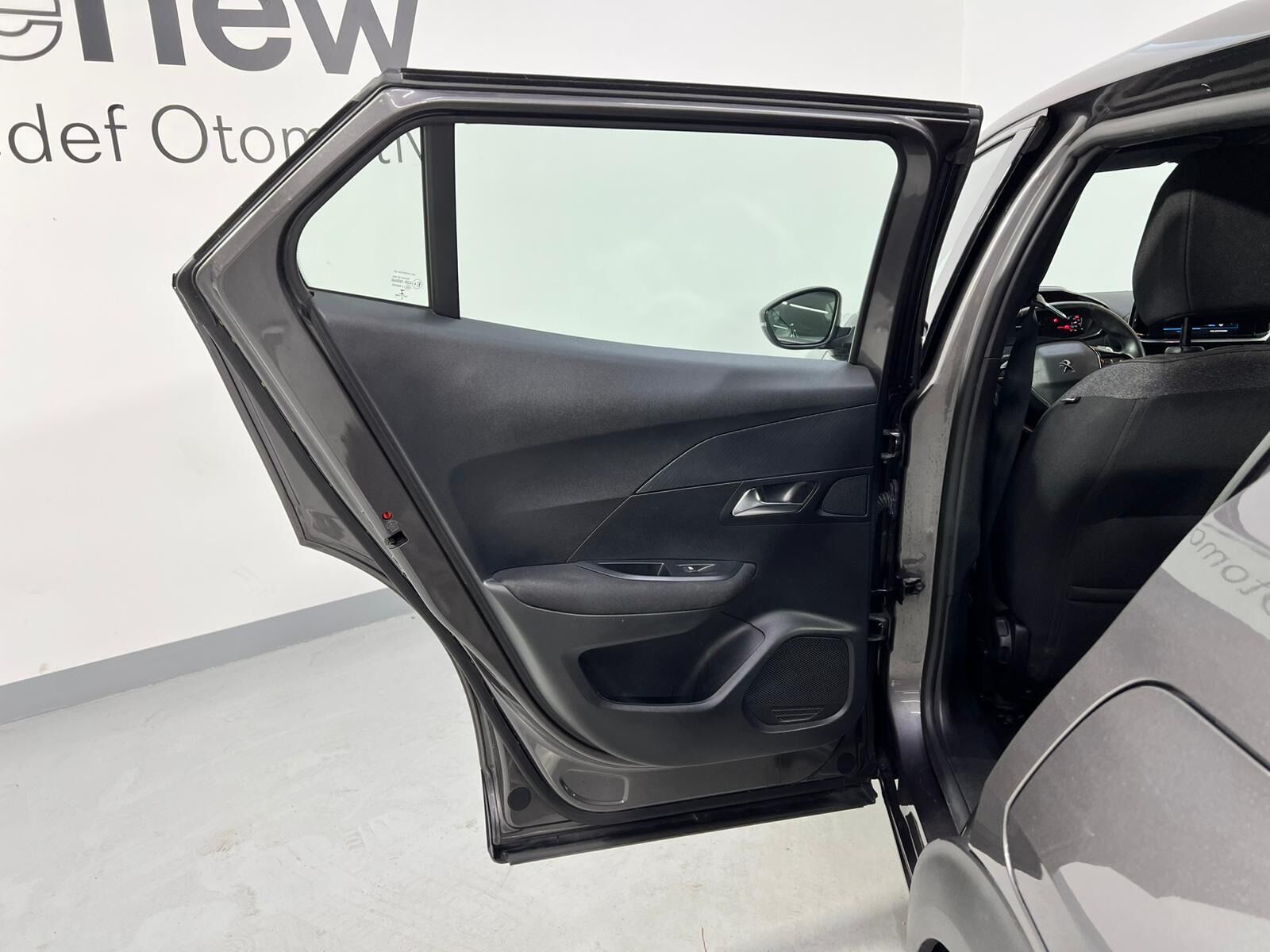 2023 Peugeot 2008