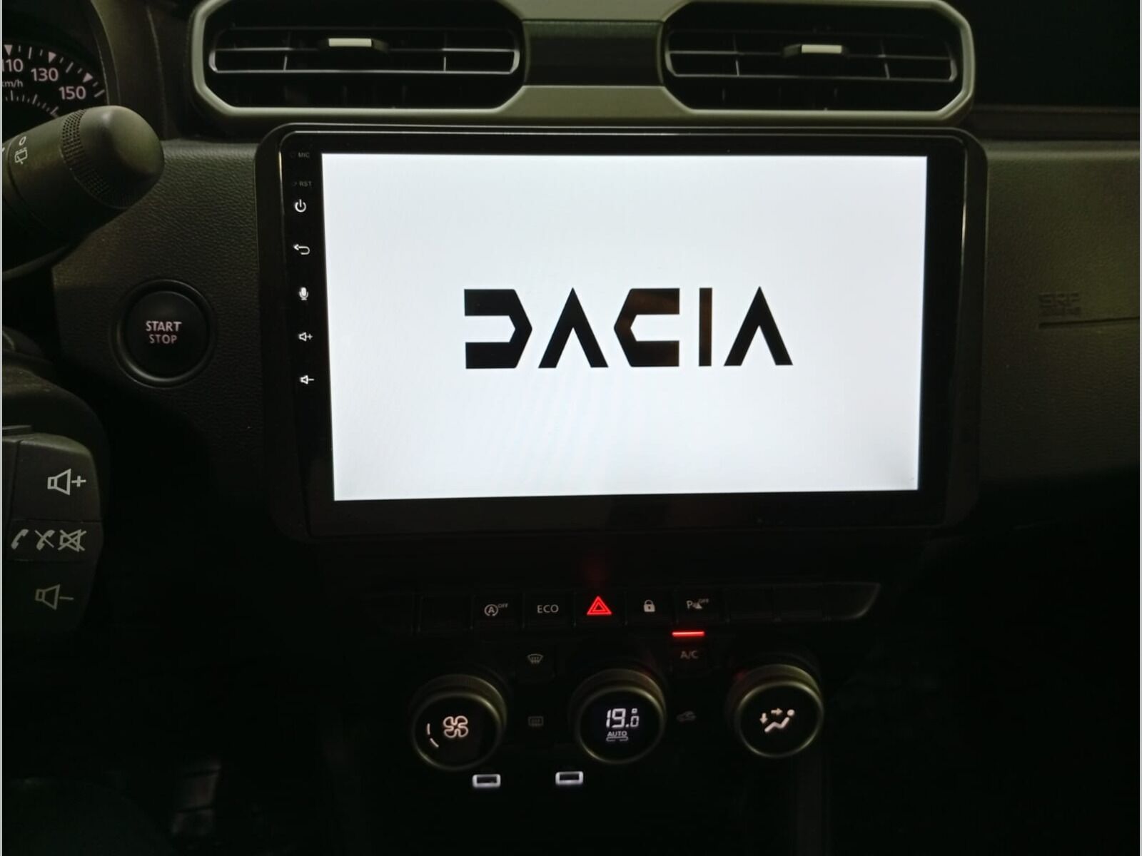 2023 Dacia Duster