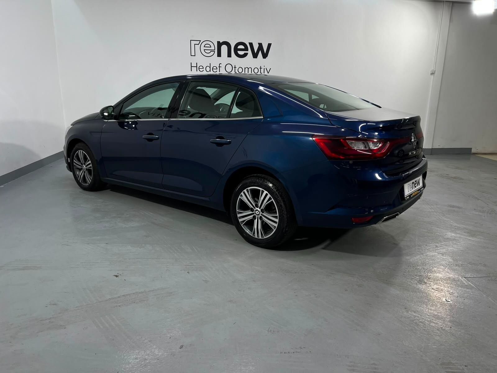 2023 Renault Megane