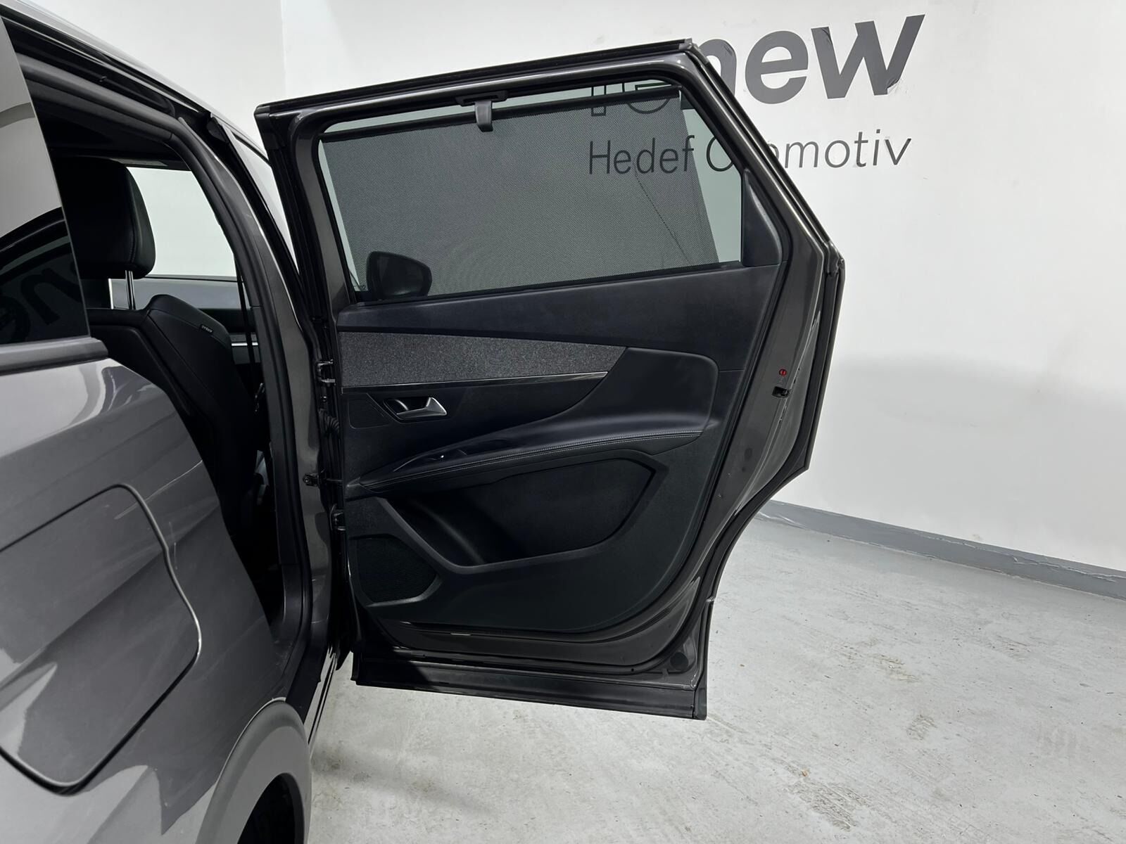 2023 Peugeot 5008