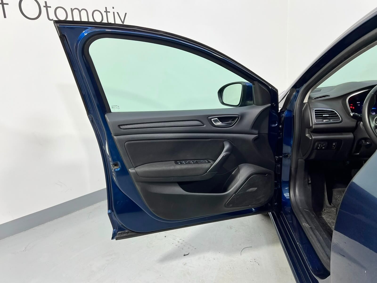 2023 Renault Megane