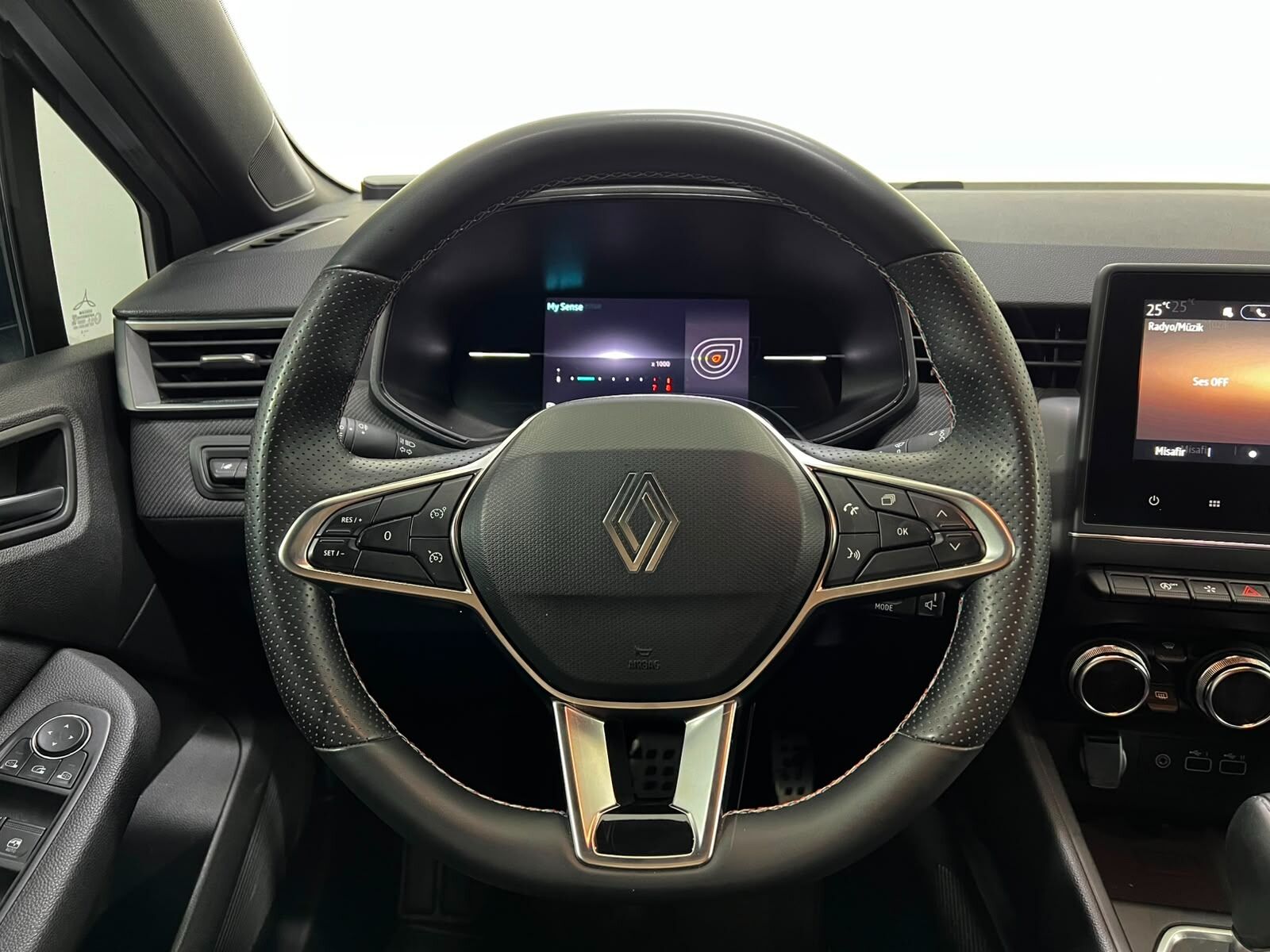 2024 Renault Clio