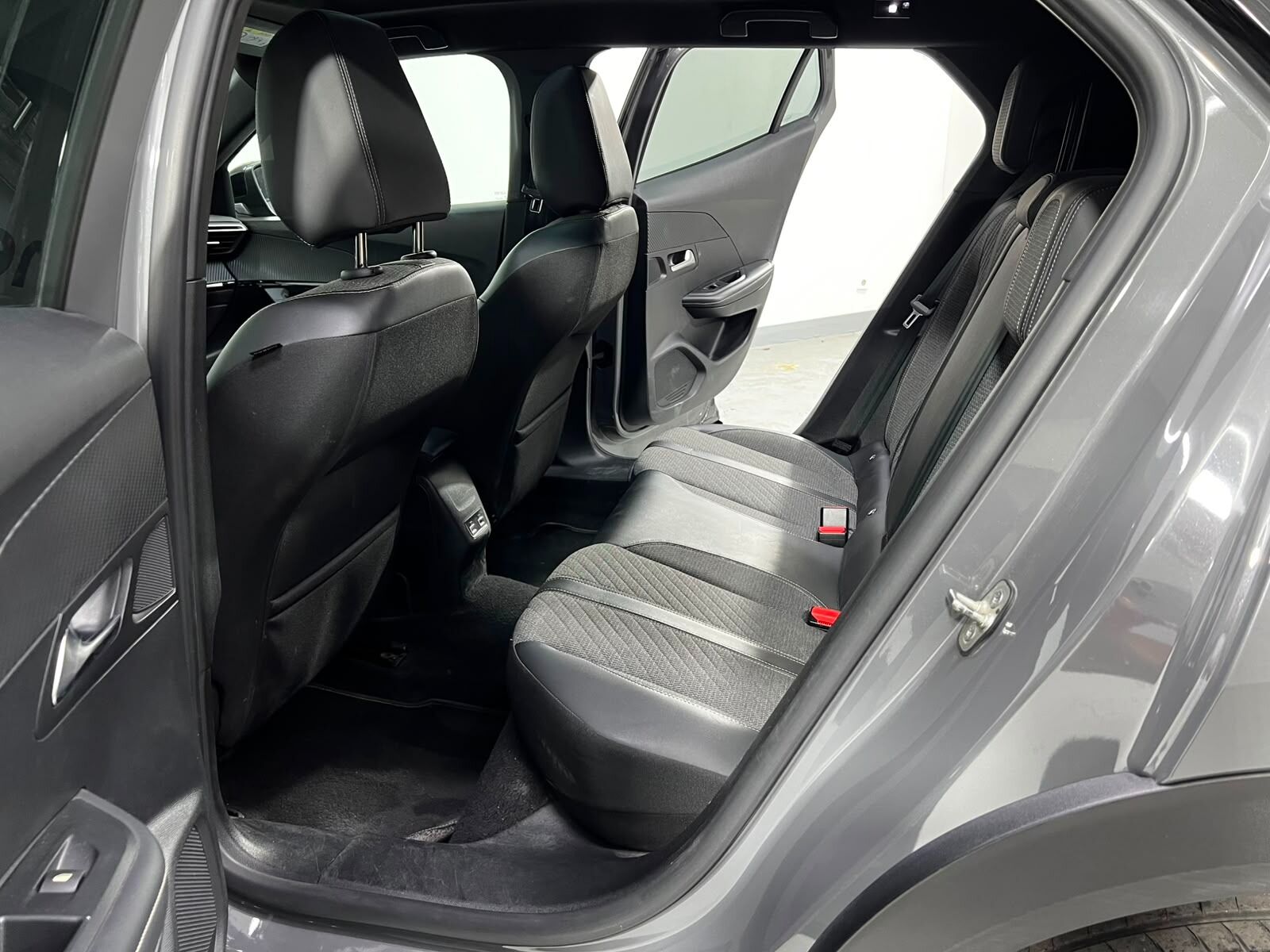 2023 Peugeot 2008
