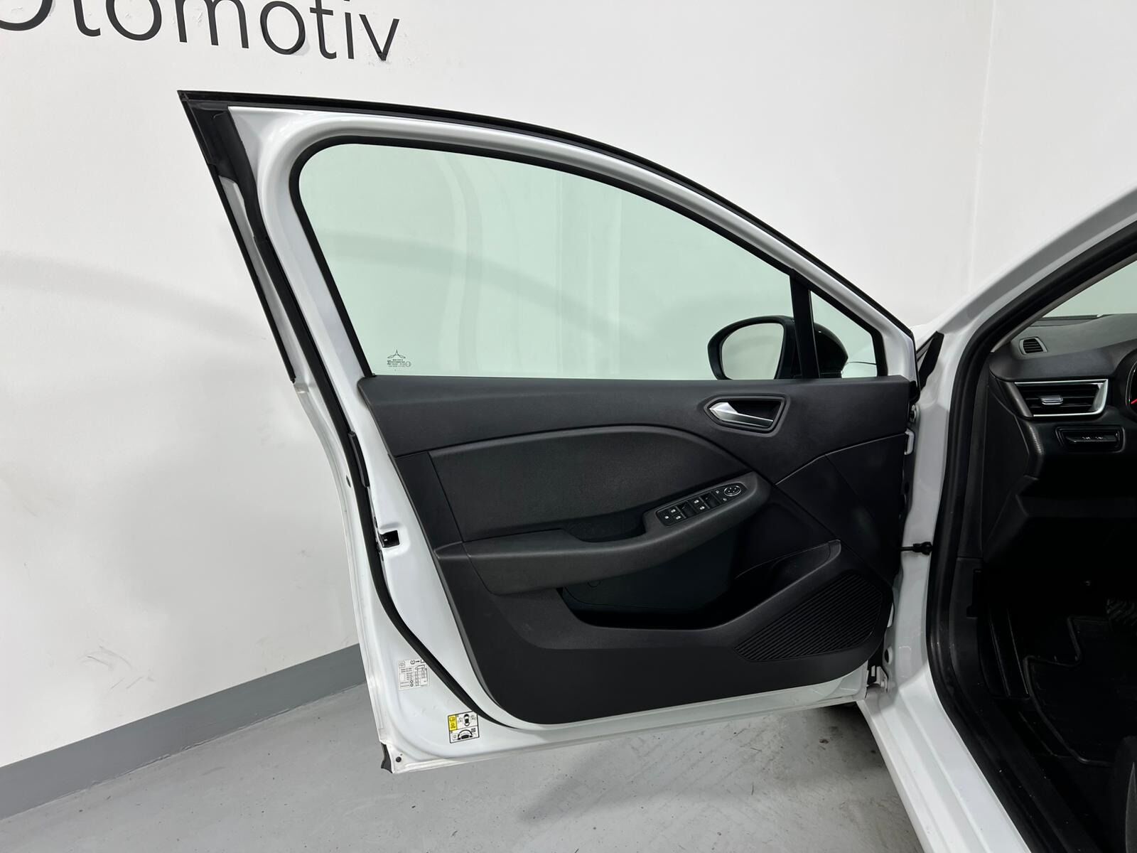 2023 Renault Clio