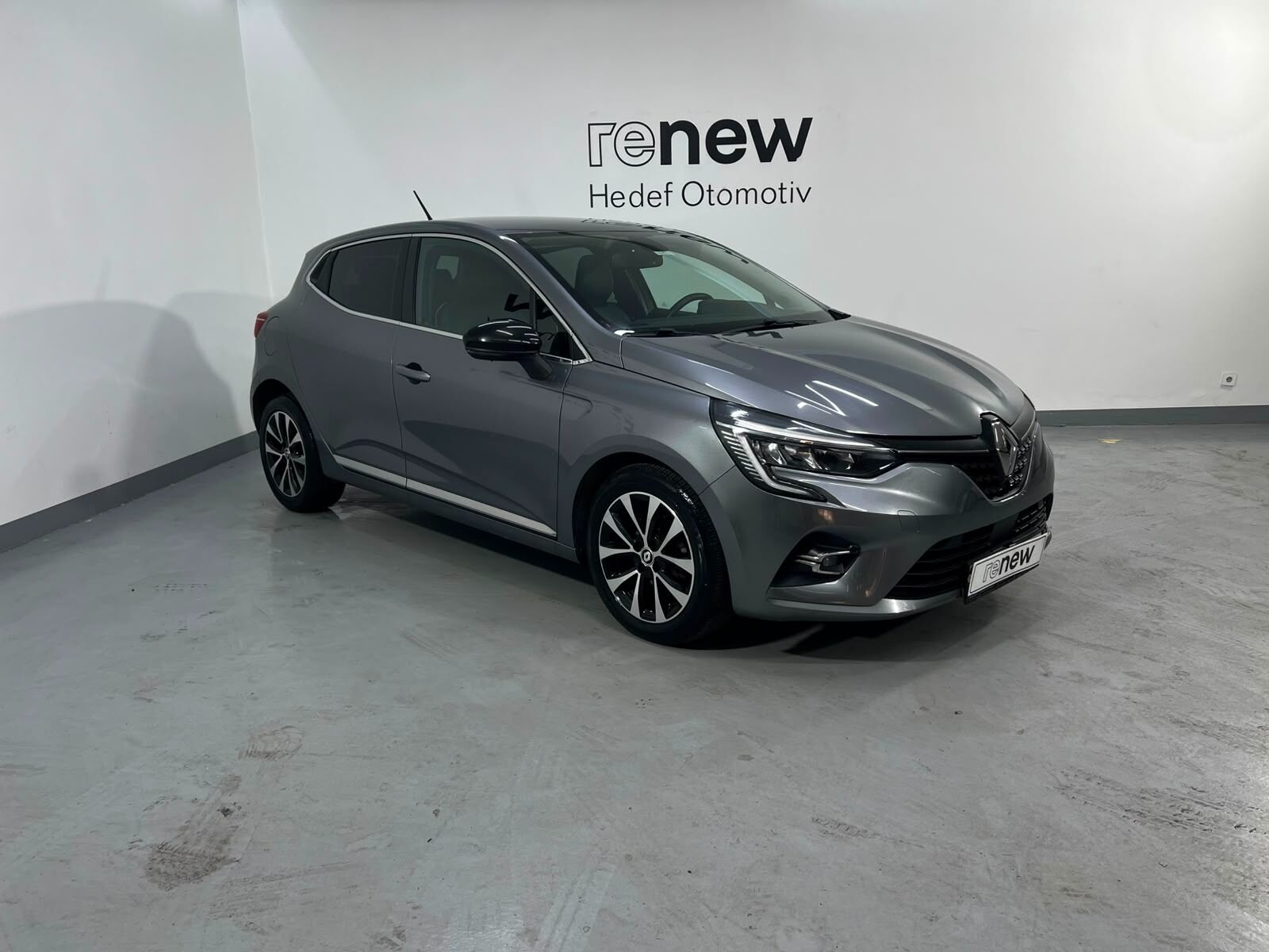 2023 Renault Clio