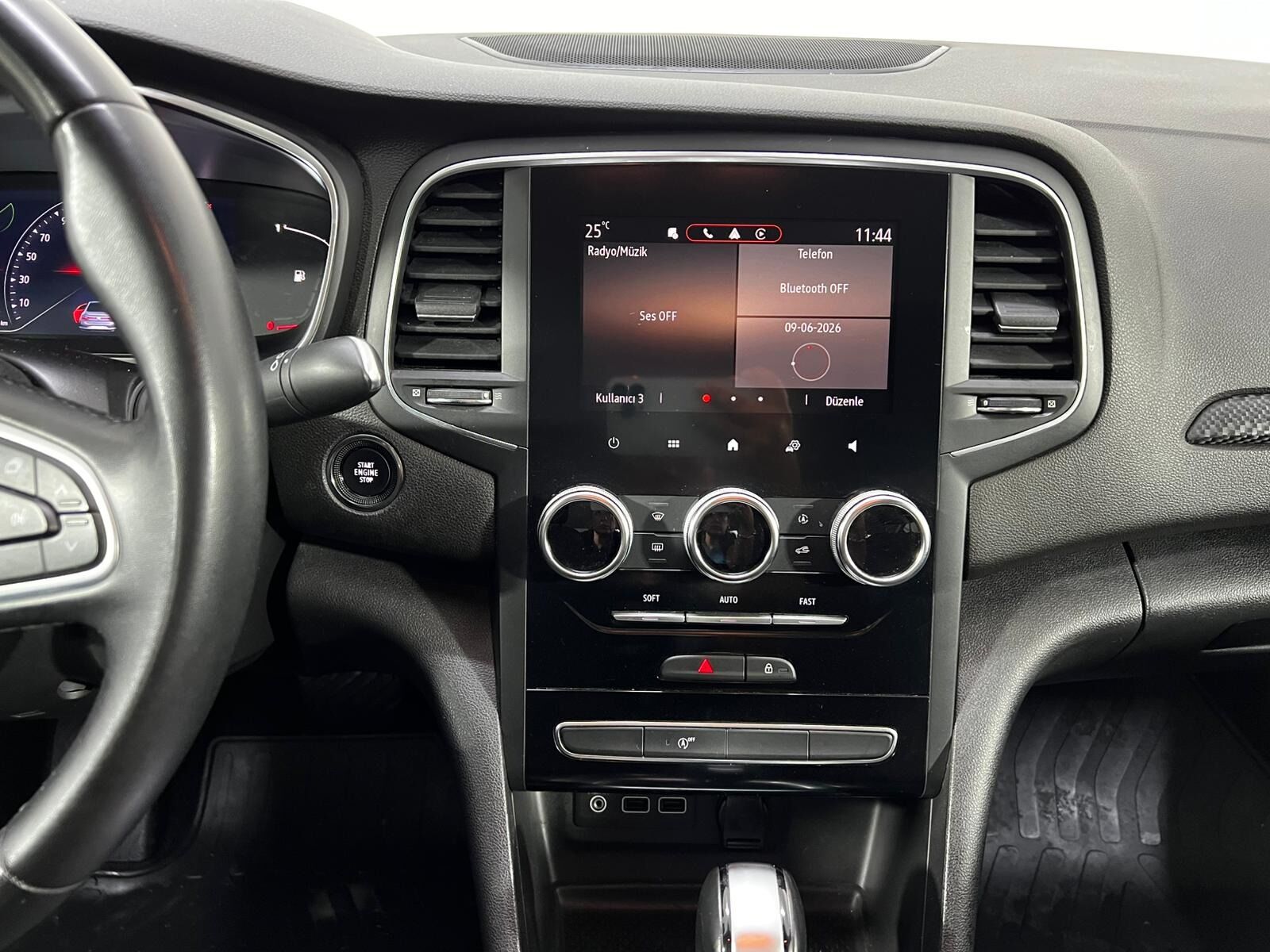 2023 Renault Megane