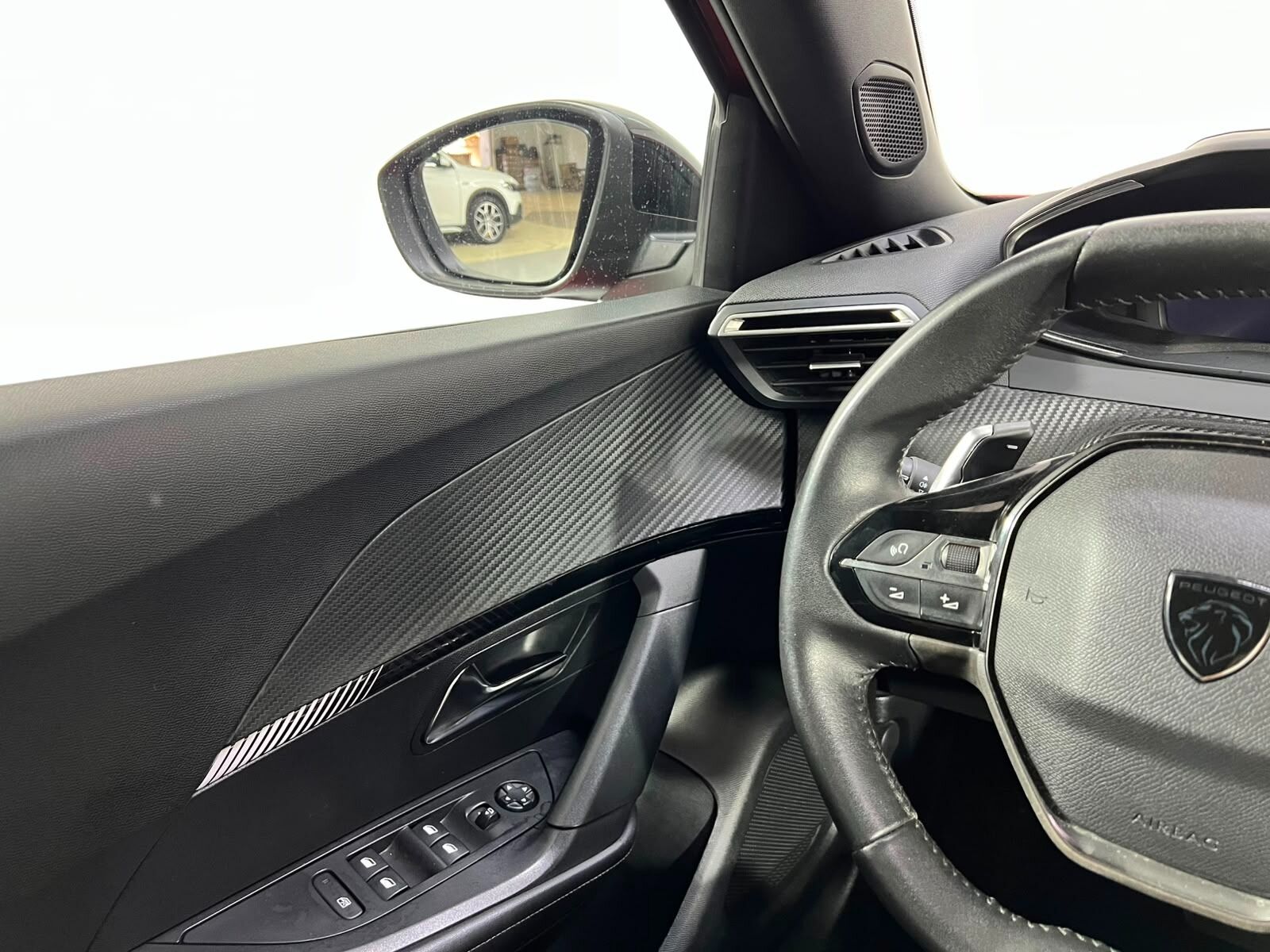 2023 Peugeot 2008