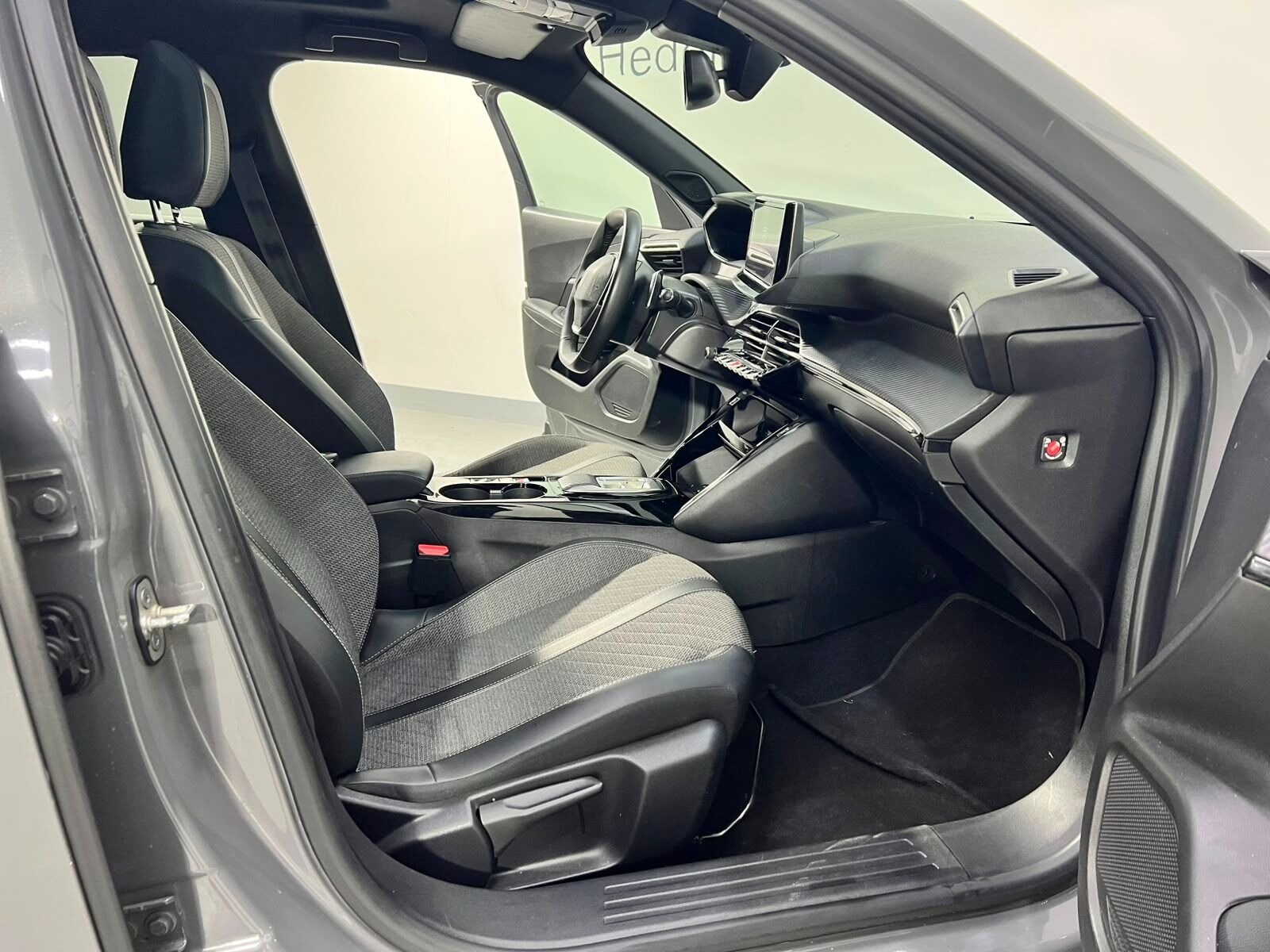 2023 Peugeot 2008