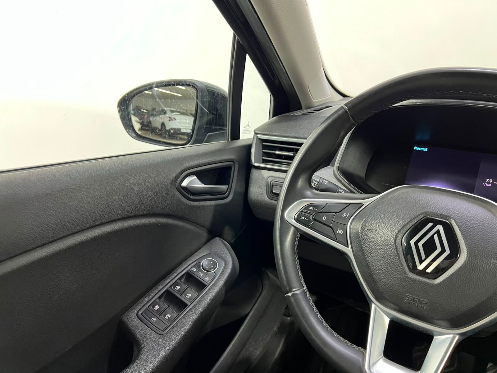 2023 Renault Clio