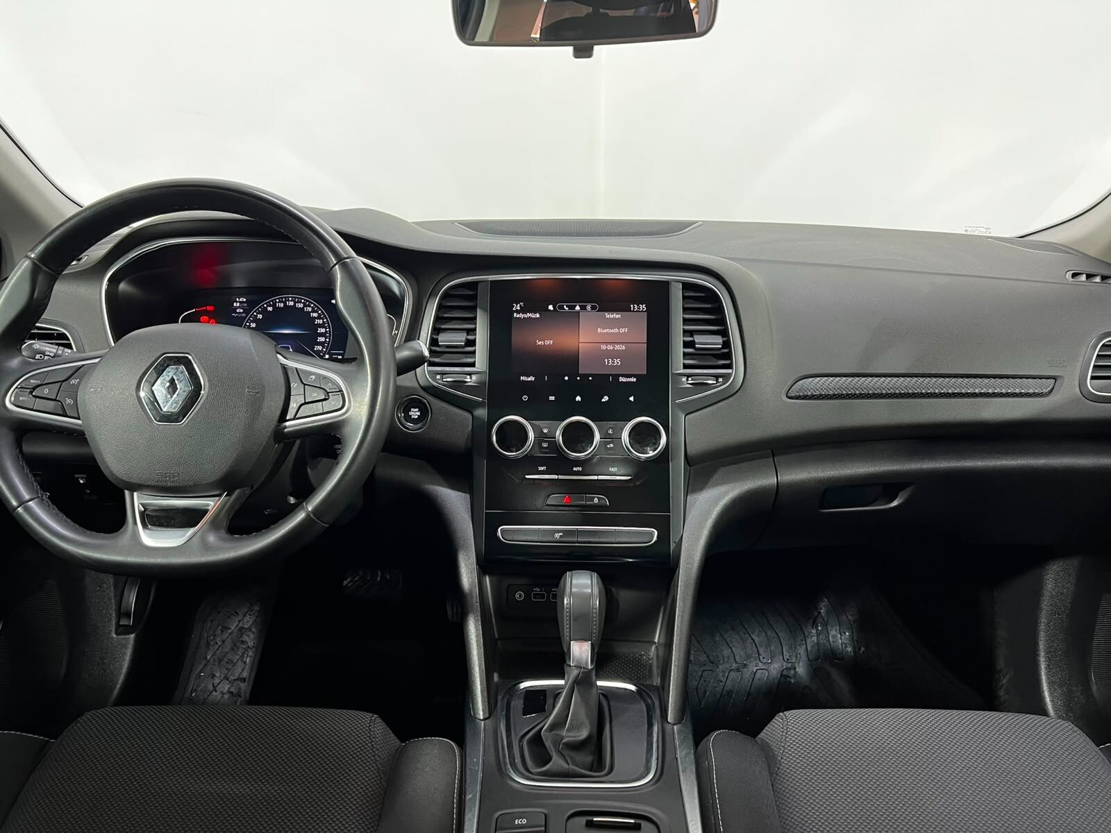2023 Renault Megane