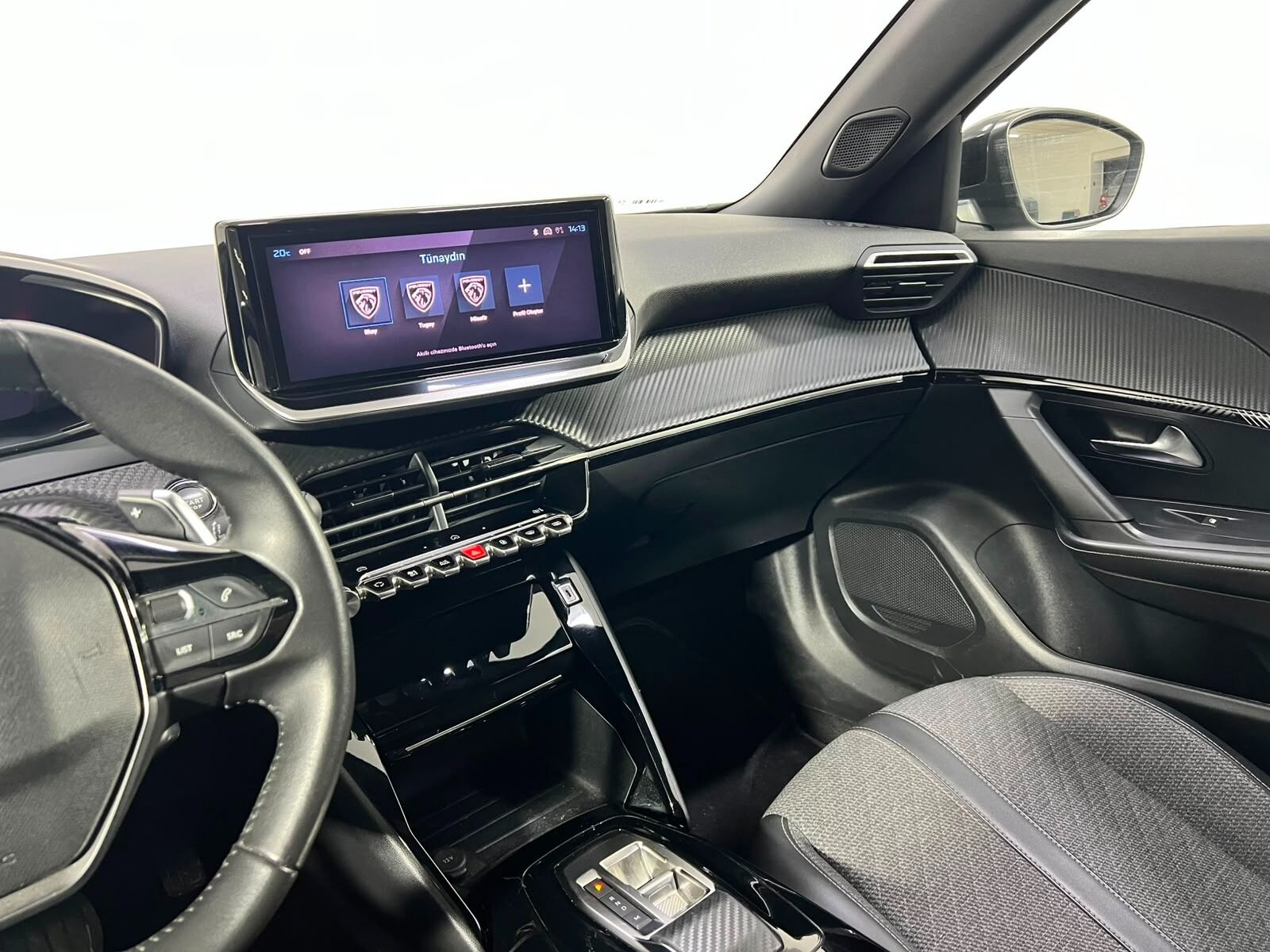 2023 Peugeot 2008