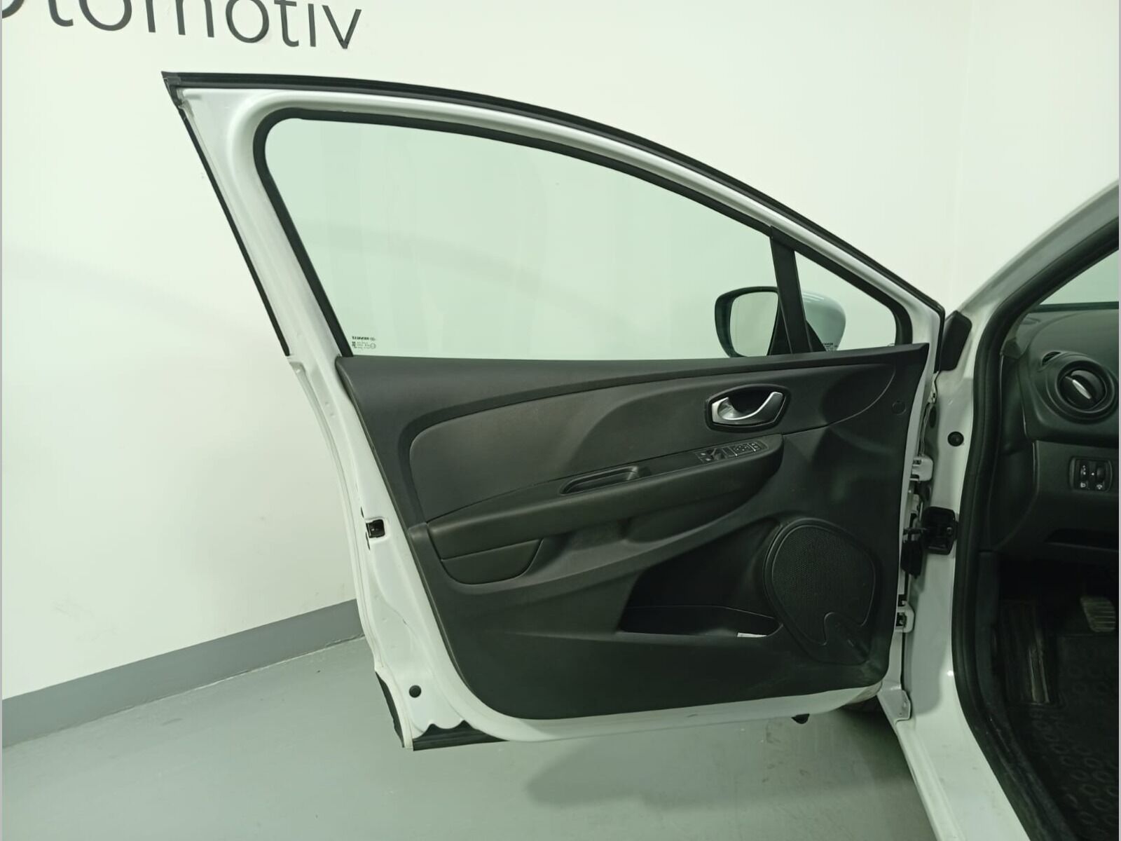 2017 Renault Clio