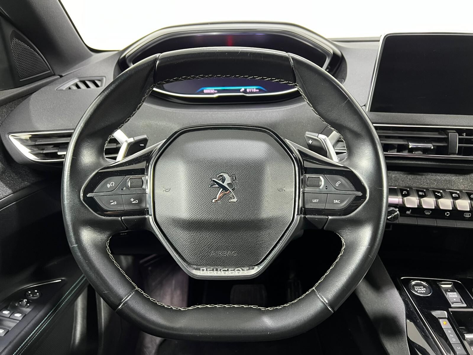 2023 Peugeot 5008