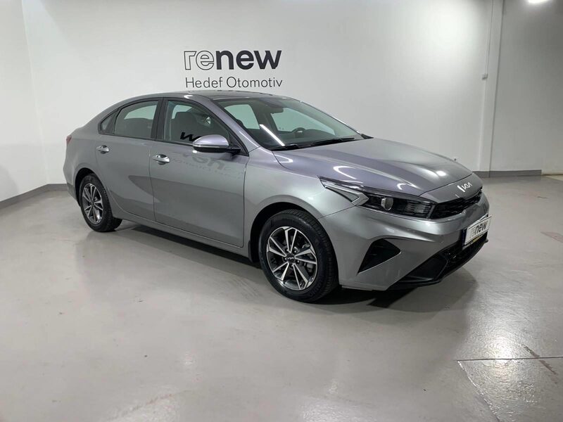 kia-cerato-1-90-464232-3444011.jpeg