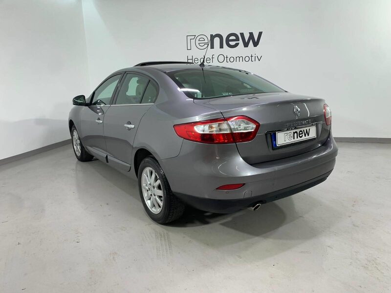 renault-fluence-1-90-460502-3417832.jpeg