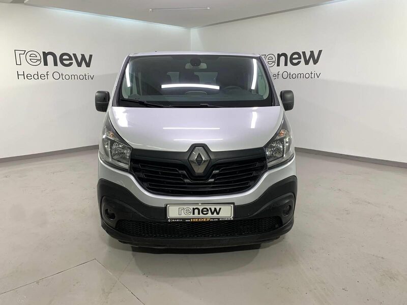 renault-trafic-1-90-458604-3406190.jpeg