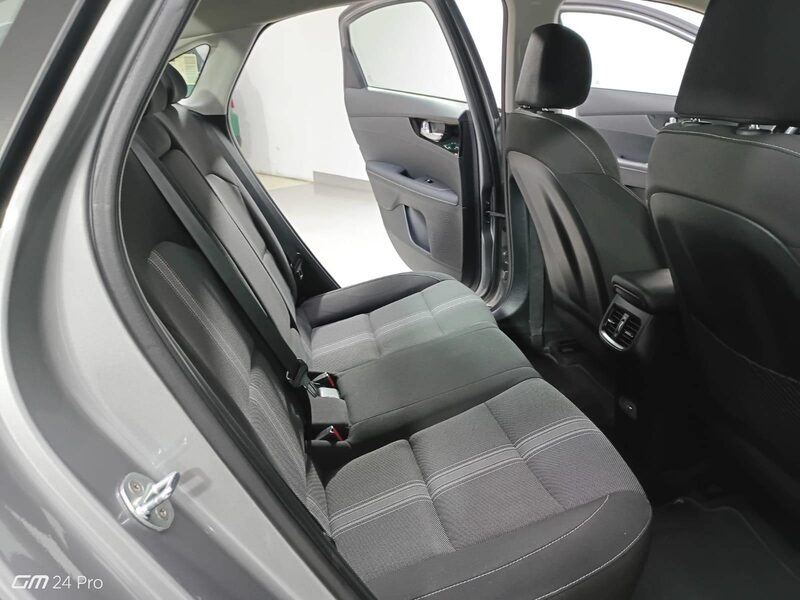 kia-cerato-1-90-462068-3429289.jpeg