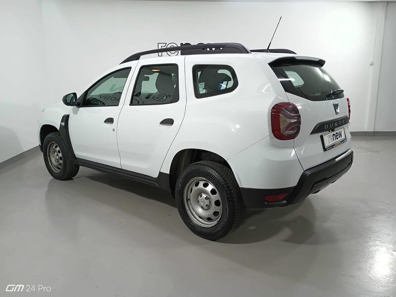 dacia-duster-1-90-465029-3450428.jpeg