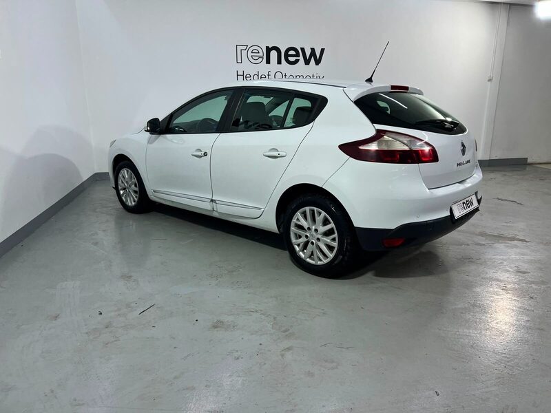 2015 Renault Megane