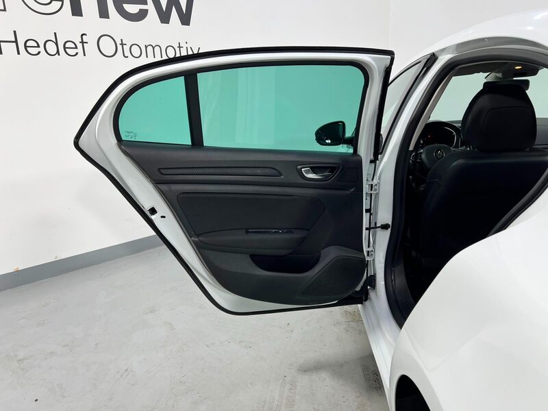 2022 Renault Megane