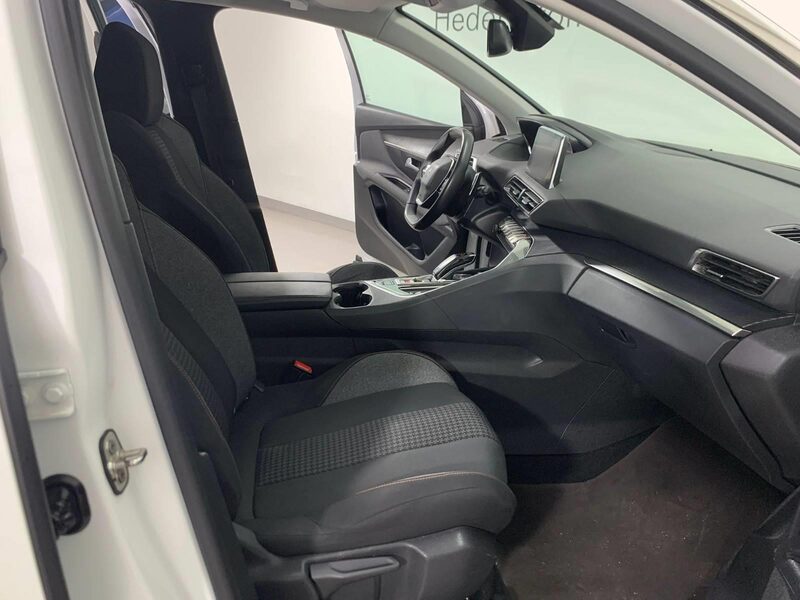 peugeot-3008-1-90-468629-3469898.jpeg