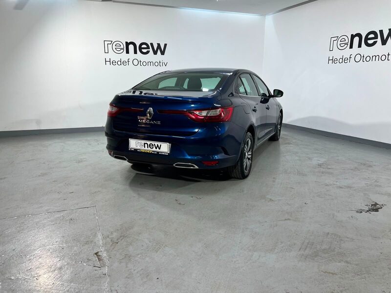 2023 Renault Megane
