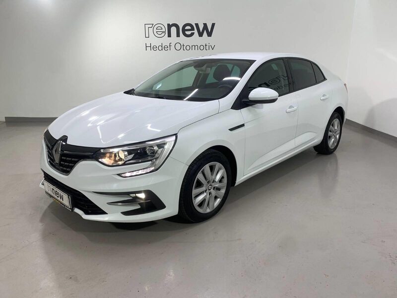 renault-megane-1-90-458763-3407261.jpeg