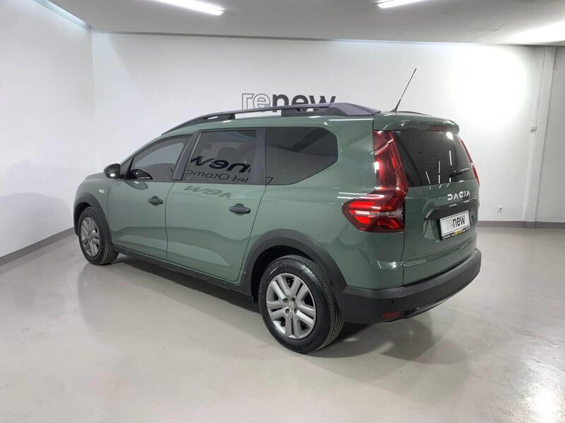 dacia-jogger-1-90-439107-3286566.jpeg