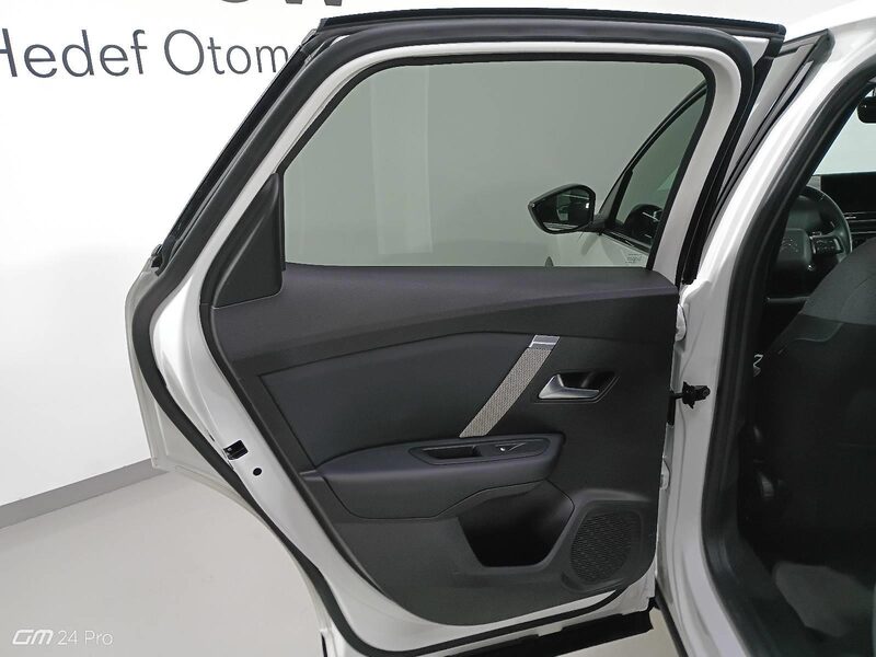 citroen-c4-1-90-462071-3429367.jpeg