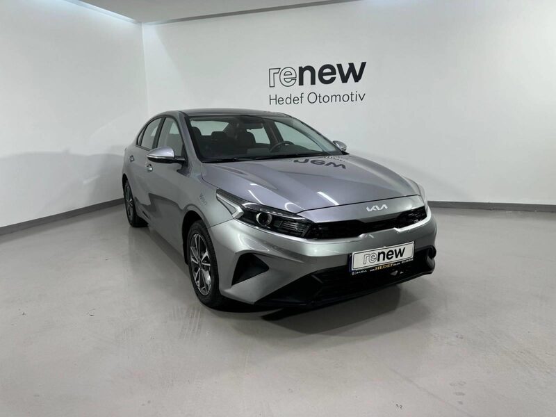 kia-cerato-1-90-461566-3426033.jpeg