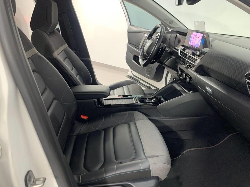 citroen-c4-1-90-463535-3438385.jpeg