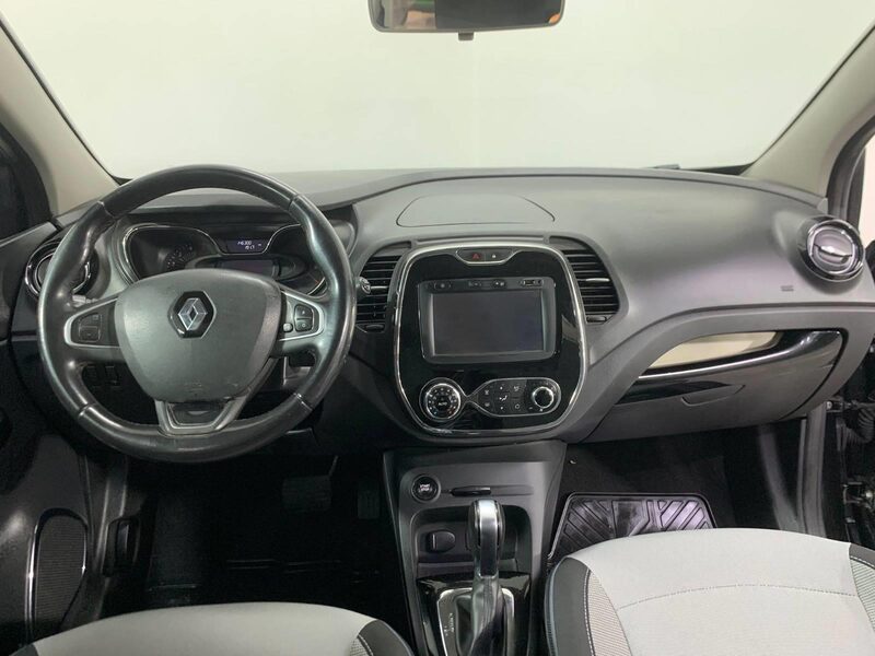 renault-captur-1-90-466723-3458568.jpeg